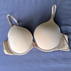 NEW Victoria’s Secret t-shirt push-up full coverage bra Nude color 34C
